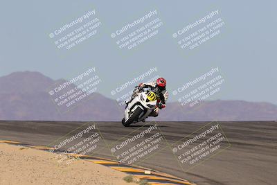 media/Oct-08-2023-CVMA (Sun) [[dbfe88ae3c]]/Race 3 Amateur Supersport Middleweight/